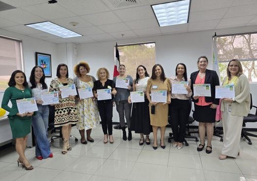 ARESEP fortalece la equidad con programas de formación y liderazgo femenino